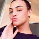 Pabllo Vittar, foi outra famosa acusada de gordofobia por um comentário feito por ela antes mesmo de ser conhecida em todo o Brasil. (Foto: Instagram)