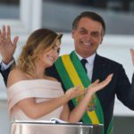 Na última segunda-feira (31), começou a circular rumores de que o casamento de Jair Messias Bolsonaro com Michelle Bolsonaro, estaria em crise. (Foto: Agência Brasil)