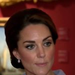 A duquesa Kate Middleton é mais uma famosa que completou 40 anos em 2022 (Foto: Timeline - World History Documentaries)