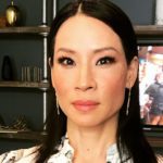 Filha de imigrantes chineses, Lucy Liu esteve no elenco dos sucessos As Panteras, Kill Bill e Kung-Fu Panda.. (Foto: Instagram)