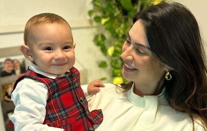 Thaila Ayala Derrete Seguidores Com Vídeos De Filho Nas Férias