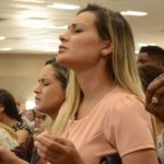 Apesar dos pesares,  Urach acredita que agora encontrou um equilíbrio e que permanece sendo uma pessoa de fé. (Foto: Divulgação/Igreja Universal)