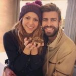 "Shakira ficou devastada ao saber que essa pessoa claramente se sentiu em casa, na casa que ela e Piqué viviam com os filhos. Eles ainda estavam juntos naquela época. É devastador para ela saber que esse caso estava acontecendo há muito mais tempo do que ela imaginava", afirmou uma fonte ao portal. (Foto: Instagram)