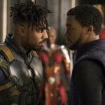 O príncipe T’Challa volta para sua casa na isolada e tecnologicamente desenvolvida nação africana de Wakanda, para assumir seu lugar como Rei. Entretanto, quando um velho inimigo reaparece, a fibra de T’Challa tanto como Rei quanto como o herói Pantera Negra é testada. Ele é levado a um conflito que coloca o destino de Wakanda e do mundo em risco. (Foto: Divulgação)