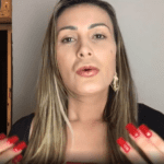 Essa não é a primeira vez que Andressa fala sobre as declarações do ex-marido. Anteriormente, ela também utilizou o YouTube para rebatê-lo. (Foto: YouTube)