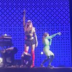 A drag esteve no palco com Tove Lo, no último dia de festival. (Foto: Instagram)