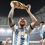 Foto de Messi com a taça da Copa se torna a mais curtida do Instagram. (Foto: Instagram)