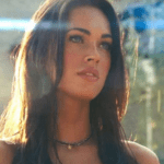 Devido ao conflito entre Megan Fox e o diretor Michael Bay durante as filmagens para "Transformers", a atriz deixou a franquia para sempre: "Ele quer ser como Hitler em seus sets, e ele é.", detornou. (Foto: Divulgação)