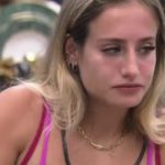 Nesta madrugada (07), Bruna Griphao desabou em lágrimas ) após discutir feio com Cezar Black durante a Prova do Líder no "Big Brother Brasil 23". (Foto: Globoplay)