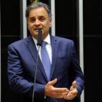 O deputado federal Aécio Neves também já foi preso, acusado de corrupção. Na época ele chamou a atenção do público já que é um político influente (Foto: TV Câmara)