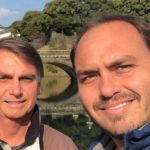 Carlos Bolsonaro revelou que não cuidará mais das redes sociais do seu pai, o ex-presidente Jair Bolsonaro (Foto: Instagram)