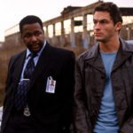 A história de The Wire aborda o narcotráfico na cidade norte-americana de Baltimore, tanto pela ótica dos narcotraficantes, quanto pela ótica dos agentes da lei que os investigam e processam. (Foto: Divulgação)