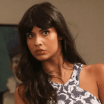 Jameela Jamil é outra atriz que já recusou um papel por conter muitas cenas de nudes. A artista explicou que esse é um limite importante em sua vida (Foto: Divulgação)