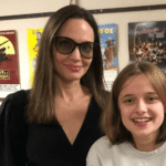 Angelina Jolie contou que sua filha Shiloh já pediu para ser chamada apenas de 'John' e assim foi feito. (Foto: Reprodução)