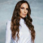 "E que a gente seja feliz amando da maneira que a gente quer e acha que é certo", declarou Ivete. (Foto: Divulgação)