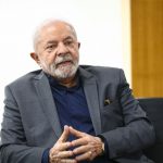 Em seguida, o presidente Lula refletiu em torno do discurso de "costume, da família, do patriotismo", pautas mais inseridas nas falas da direita, e declarou que esses príncipios não se entrelaçam com o histórico progressista e de esquerda (Foto: Agência Brasil)