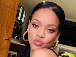 A cantora Rihanna tem uma história com a moda. RiRi, como é carinhosamente chamada pelos fãs, é dona da marca de roupas íntimas, pijamas e peças casuais e esportivas Savage x Fenty. (Foto: Instagram)