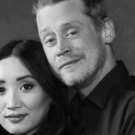 Atualmente, Macaulay Culkin está sóbrio e tem dois filhos com a atriz Brenda Song. (Foto: Divulgação/Pinterest)