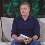 Luciano Huck é carismático com o público (Foto: Globo)