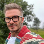 David Beckham, um dos nomes mais importantes do futebol, presenteou sua esposa, Victoria Beckham, com um colar avaliado em 8 milhões (Foto: Instagram)