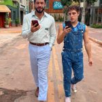 Os dois artistas estão atuando juntos na novela "Terra e Paixão" e vem conquistando o público com os seus personagens "Ramiro" e "Kelvin" (Foto: Instagram)