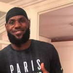 Apesar do astro do baquete jogar em Los Angeles, LeBron James ainda mantem uma casa no bairro em que nasceu. (Foto: Instagram)