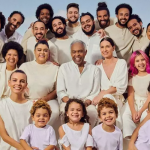 Vale lembrar que esse não é o primeiro reality show que a família Gil protagoniza. Em 2022, eles estrearam Em Casa com os Gil, uma série de cinco episódios que acompanhou suas rotinas durante o período de isolamento social. (Foto: Divulgação)