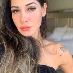 Nas redes sociais os internautas criticaram a postagem feita por Maíra Cardi, alegando que o conteúdo não possui embasamento científico: "Sabe o que mata mesmo? Terrorismo nutricional". (Foto: Divulgação)