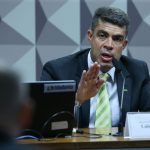 Em seguida, questionado sobre outros pagamentos, Reis disse que adotaria o silêncio: (Foto: Agência Brasil)