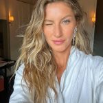 Gisele Bündchen se expressou sinceramente em uma entrevista recente à Vogue, dividindo insights sobre seu modo de vida saudável e suas escolhas conscientes no que diz respeito à saúde e ao bem-estar. (Foto: Divulgação)