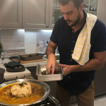 Além de ator, Joaquim Lopes é formado em gastronomia e sempre posta vídeos mostrando suas receitas nas redes utilizando a hashtag Chef Joca. (Foto: Instagram)