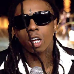 Lil Wayne disse que foi um acidente, mas especula-se que possa ter sido uma tentativa de tirar a própria vida. (Foto: Reprodução/YouTube)