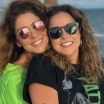 Logo quando assumiram o romance, em abril de 2013, Daniela Mercury e Malu Verçosa foram alvo de rumores de que viviam um romance de mentira. (Foto: Instagram)