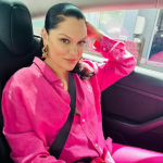 Jessie J compartilhou nas redes sociais momentos do dia em que deu à luz seu primeiro filho. (Foto: Instagram)