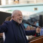 "Na minha opinião, o banco do Brics deve ajudar o desenvolvimento com financiamento adequado, sem espadas na cabeça, como faz o FMI", disse Lula durante a entrevista coletiva com correspondentes internacionais. (Foto: Agência Brasil)