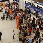 A DPMG pede ainda, que os consumidores lesados pelo cancelamento abrupto de pacotes de viagens e passagens aéreas, da linha Promo, sejam indenizados por danos morais coletivos (Foto: Agência Brasil)