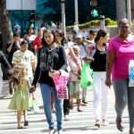 A população desocupada chegou a 8,4 milhões, apresentando recuos de 5,9% (menos 528 mil pessoas) em relação ao trimestre anterior e de 13,2% (menos 1,3 milhão de pessoas) em relação ao ano anterior. (Foto: Agência Brasil)