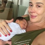 Com grande entusiasmo, Claudia compartilhou todos os detalhes desse gesto em seu perfil no Instagram para seus seguidores. (Foto: Divulgação)