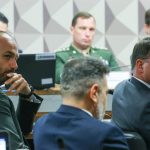 Cid é investigado por uma série de crimes, incluindo a venda ilegal de joias e outros objetos do acervo da Presidência da República durante a gestão de Bolsonaro. (Foto: Agência Brasil)