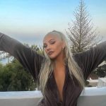 O comentário foi de Christina Aguilera! Parece que a geografia não é mesmo o forte das divas do pop... (P.S.: É em Cannes, na França). (Foto: Instagram)