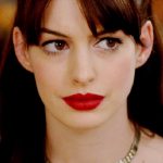 A atriz hollywoodiana Anne Hathaway é mais um exemplo de beleza aos 40 anos de idade (Foto: Divulgação)