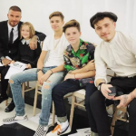 Ele tem uma bela família com Victoria Beckham: os filhos Brooklyn, Romeo e Cruz, e a filha Harper. (Foto: Instagram)