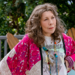 Lily Tomlin também foi presa em 2019 por participar de um protesto contra mudanças climáticas. (Foto: Divulgação)