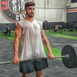 Viciado em esportes e exercícios físicos, Caio Castro também já apareceu dando tudo de si no treino de Cross. (Foto: Instagram)