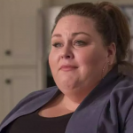 Chrissy Metz revelou em entrevista à "People" que o padrasto, um homem que ela identifica apenas pelo apelido Trigger, a agredia constantemente na infância e adolescência. (Foto: Divulgação)