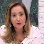 Sônia Abrão surpreende ao falar de Wesley Safadão e revelar que também enfrenta problemas de saúde mental. (Foto: Reprodução/RedeTV!)