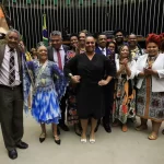 Apesar de o país ter uma população majoritariamente negra, com 56,2% de pretos e pardos, a representatividade política dessas pessoas ainda é baixa. (Foto: Agência Brasil)