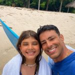 Ator diz que virou fã de Taylor Swift e aprendeu tudo sobre maquiagem por causa da filha, Sofia. (Foto: Instagram)