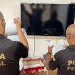 Através de apuração feita pela Polícia Federal de Porto Alegre, a investigação teve início na Operação Gatekeepers, deflagrada em 2018, que descobriu o crime contra o sistema financeiro nacional. (Foto: Instagram PF)