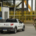 No Porto do Rio de Janeiro, por exemplo, militares da Marinha estão atuando desde as 6h desta segunda, em apoio à Polícia Federal (PF) e à Receita Federal. (Foto: Agência Brasil)